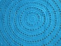 Háčkovaný modrý kobereček pr. 63 cm