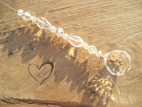 ZÁVĚSNÝ KRYSTAL BÍLÝ - KOULE 2CM koule slunce křišťál duhový duha duhy energie broušený broušená závěsný čakrový energetický křišťálový světla světlohra lapač feng shui krystak hra barev feng šuej  ZÁVĚSNÝ KRYSTAL BÍLÝ - KOULE 2CM koule slunce křišťál duhový duha duhy energie broušený broušená závěsný čakrový energetický křišťálový světla světlohra lapač feng shui krystak hra barev feng šuej