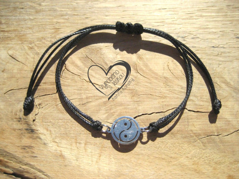 PROVÁZKOVÝ NÁRAMEK - JIN A JANG provázkový šňůrkový jednoduchý s  PROVÁZKOVÝ NÁRAMEK - JIN A JANG provázkový šňůrkový jednoduchý s