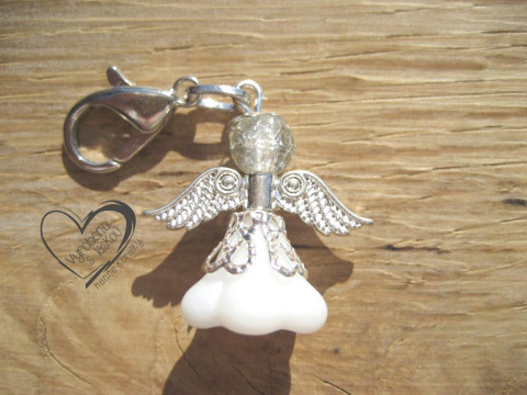 ANDĚL - ANDÍLEK - ANDĚLÍČEK 1. přívěsek anděl andílek křídla andělíček andělé andílci andělíčci na mobil andělské na klíče na peněženku  ANDĚL - ANDÍLEK - ANDĚLÍČEK 1. přívěsek anděl andílek křídla andělíček andělé andílci andělíčci na mobil andělské na klíče na peněženku