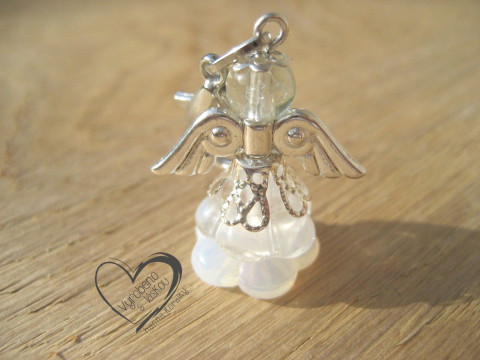 ANDĚL - ANDÍLEK - ANDĚLÍČEK 25. přívěsek anděl andílek křídla andělíček andělé andílci andělíčci na mobil andělské na klíče na peněženku  ANDĚL - ANDÍLEK - ANDĚLÍČEK 25. přívěsek anděl andílek křídla andělíček andělé andílci andělíčci na mobil andělské na klíče na peněženku