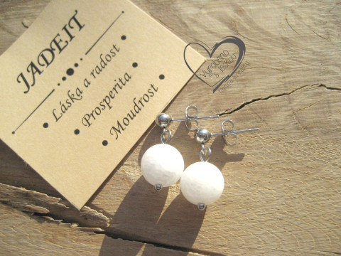 NÁUŠNICE PUZETY - JADEIT BÍLÝ náušnice minerál minerální pro alergiky puzetkové 