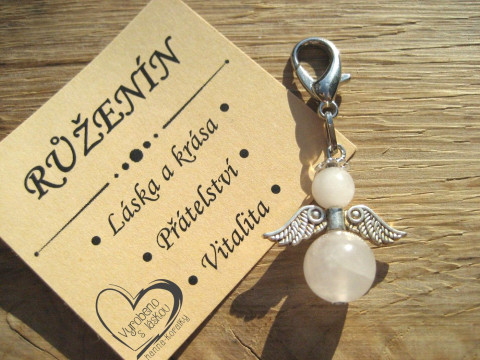 PŘÍVĚSEK - ANDĚL - MINERÁL RŮŽENÍN přívěsek polodrahokam minerál anděl andílek křídla andělíček minerální andělé andílci andělíčci pro radost andělské na kabelku na klíče na peněženku  PŘÍVĚSEK - ANDĚL - MINERÁL RŮŽENÍN přívěsek polodrahokam minerál anděl andílek křídla andělíček minerální andělé andílci andělíčci pro radost andělské na kabelku na klíče na peněženku