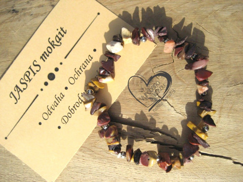 NÁRAMEK S MINERÁLEM - JASPIS MOKAIT náramek minerál gumička zlomky minerální sekaný  NÁRAMEK S MINERÁLEM - JASPIS MOKAIT náramek minerál gumička zlomky minerální sekaný