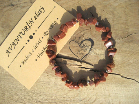 NÁRAMEK MINERÁL - AVANTURÍN ZLATÝ náramek minerál gumička zlomky minerální sekaný  NÁRAMEK MINERÁL - AVANTURÍN ZLATÝ náramek minerál gumička zlomky minerální sekaný