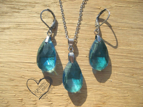 SADA Z NEREZ OCELI  TYRKYSOVÉ KAPKY ocelový řetízek náušnice slza  SADA Z NEREZ OCELI  TYRKYSOVÉ KAPKY ocelový řetízek náušnice slza