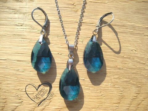 SOUPRAVA Z NEREZ OCELI  MODRÉ KAPKY ocelový řetízek náušnice sada  SOUPRAVA Z NEREZ OCELI  MODRÉ KAPKY ocelový řetízek náušnice sada