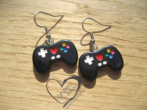 NÁUŠNICE - HERNÍ KONZOLE veselé hravé sranda náušnice pas  NÁUŠNICE - HERNÍ KONZOLE veselé hravé sranda náušnice pas