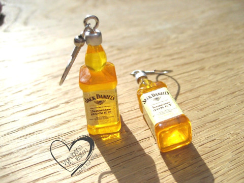 NÁUŠNICE - WHISKY MEDOVÁ vtipné sranda náušnice  NÁUŠNICE - WHISKY MEDOVÁ vtipné sranda náušnice