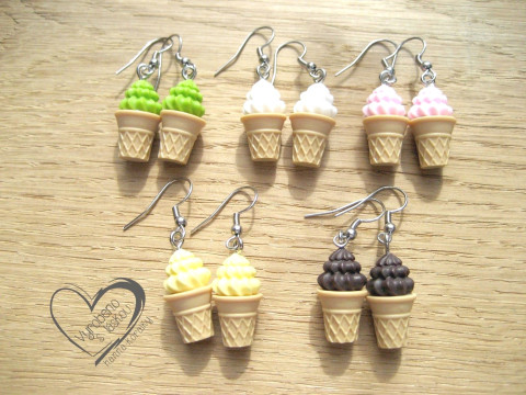 NÁUŠNICE - TOČENÁ ZMRZLINA veselé hravé sranda náušnice  NÁUŠNICE - TOČENÁ ZMRZLINA veselé hravé sranda náušnice