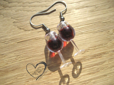 NÁUŠNICE - ČERVENÉ VÍNO veselé hravé sranda náušnice pas  NÁUŠNICE - ČERVENÉ VÍNO veselé hravé sranda náušnice pas