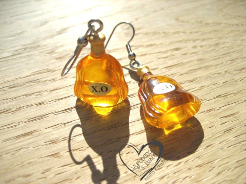 NÁUŠNICE - RUM SVĚTLÝ vtipné sranda náušnice pas  NÁUŠNICE - RUM SVĚTLÝ vtipné sranda náušnice pas