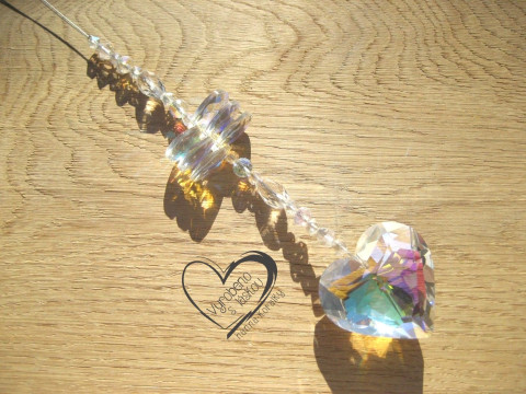 Závěsný krystal srdce 5cm Feng Shui srdce slunce duha duhy energie broušený broušená závěsný čakrový energetický křišťálový světla světlohra lapač feng shui krystak hra barev feng šuej kristal duhový  Závěsný krystal srdce 5cm Feng Shui srdce slunce duha duhy energie broušený broušená závěsný čakrový energetický křišťálový světla světlohra lapač feng shui krystak hra barev feng šuej kristal duhový