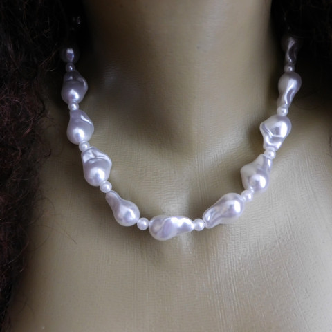 Náhrdelník z perlí a nerezu náhrdelník vetší syntetické perly 