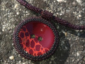 Knoflík v barvě bobulí - náhrdelník