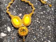 Háčkované náušnice - khaki