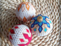 Baňka háčkovaná z korálků no.20