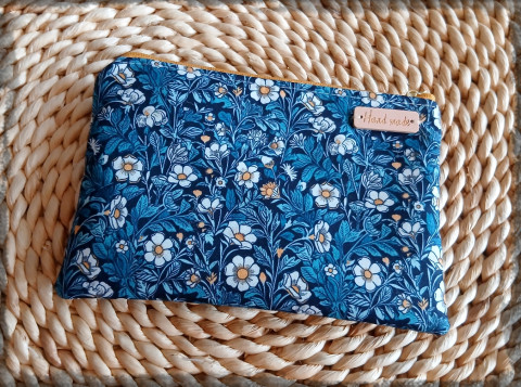 Květovaná kapsička no.04 květina peněženka louka barevná květ taštička kosmetická zahrada zahradní kytka kapsička veselá květované kapsa kosmetika na drobnosti hravá mošnička zahradnice 