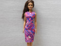 Barevné šatičky pro Barbie