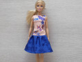 Barevné šatičky pro Barbie