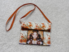 Kulatá kabelka - Zlatohnědá