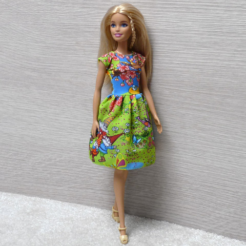 Barevné šatičky pro Barbie šaty pro panenku oblečky pro panenku barevné šaty pro barbie 