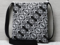 Černobílá crossbody kabelka- Amálie