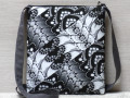 Černobílá crossbody kabelka - Julie