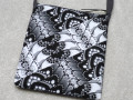 Černobílá crossbody kabelka - Julie