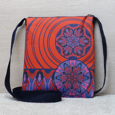 Barevná crossbody kabelka - Laura barevná kabelka vzorovaná kabelka látková kabelka oranžová kabelka crossbody kabelka kabelka se vzorem 