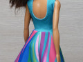 Barevné šatičky pro Barbie