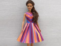 Pruhované šaty pro Barbie