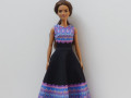 Dlouhé barevné šaty pro Barbie