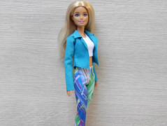 Dlouhé šaty pro Barbie