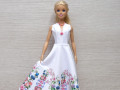 Dlouhé šaty pro Barbie